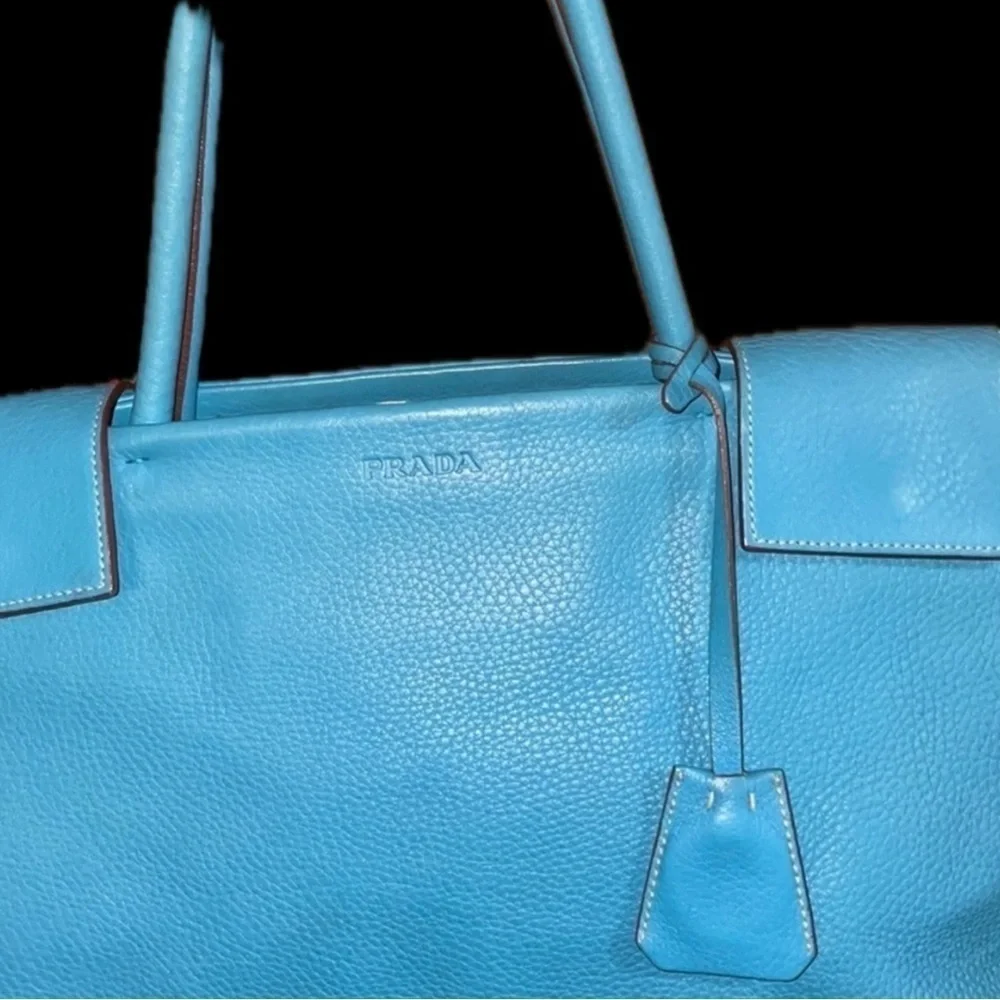Prada Vitello Daino Triple Pocket Shopper Tote Like new! - Picture 5 of 9